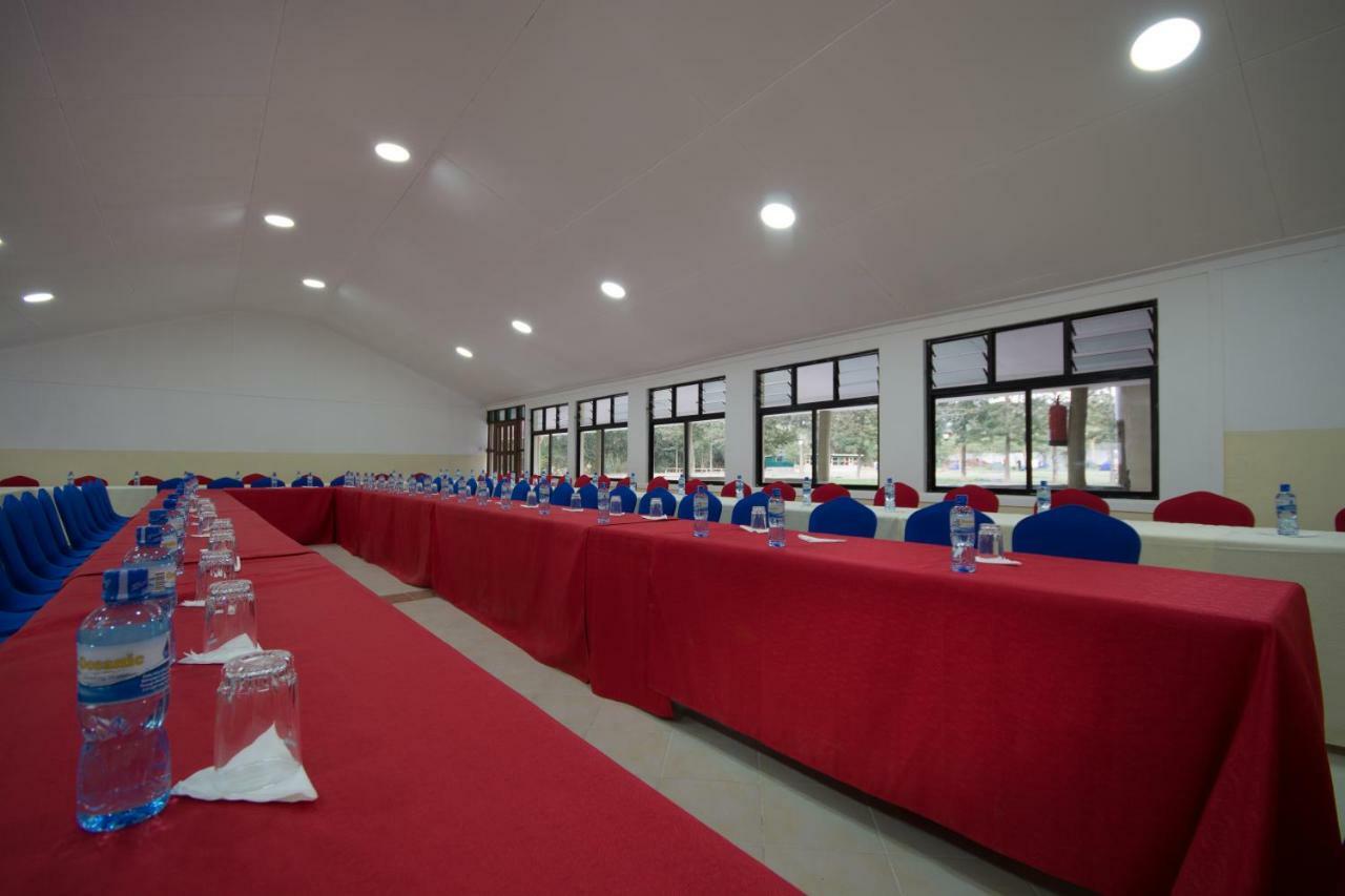 Lake Naivasha Crescent Camp エクステリア 写真